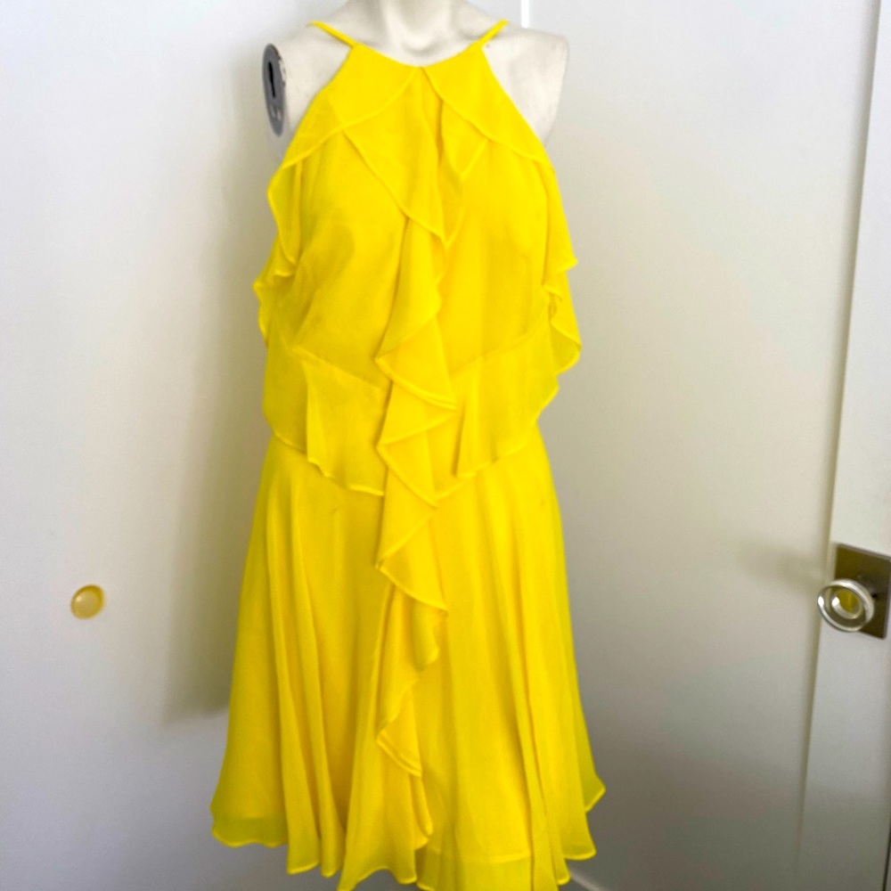 Lemon yellow Bebe dress size M